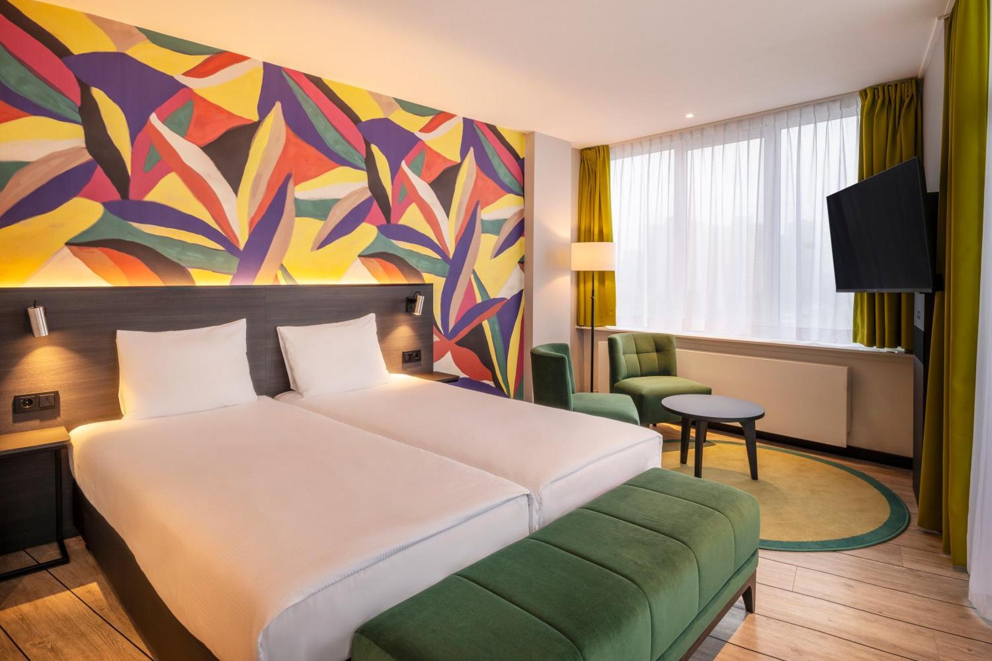 Thon Hotel Rotterdam City Centre Bagian luar foto