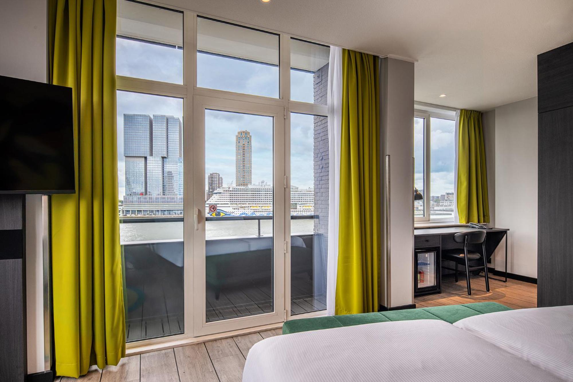 Thon Hotel Rotterdam City Centre Bagian luar foto