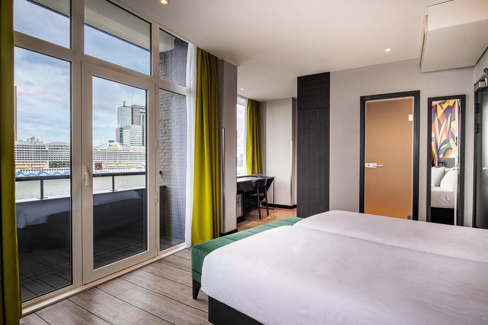 Thon Hotel Rotterdam City Centre Bagian luar foto