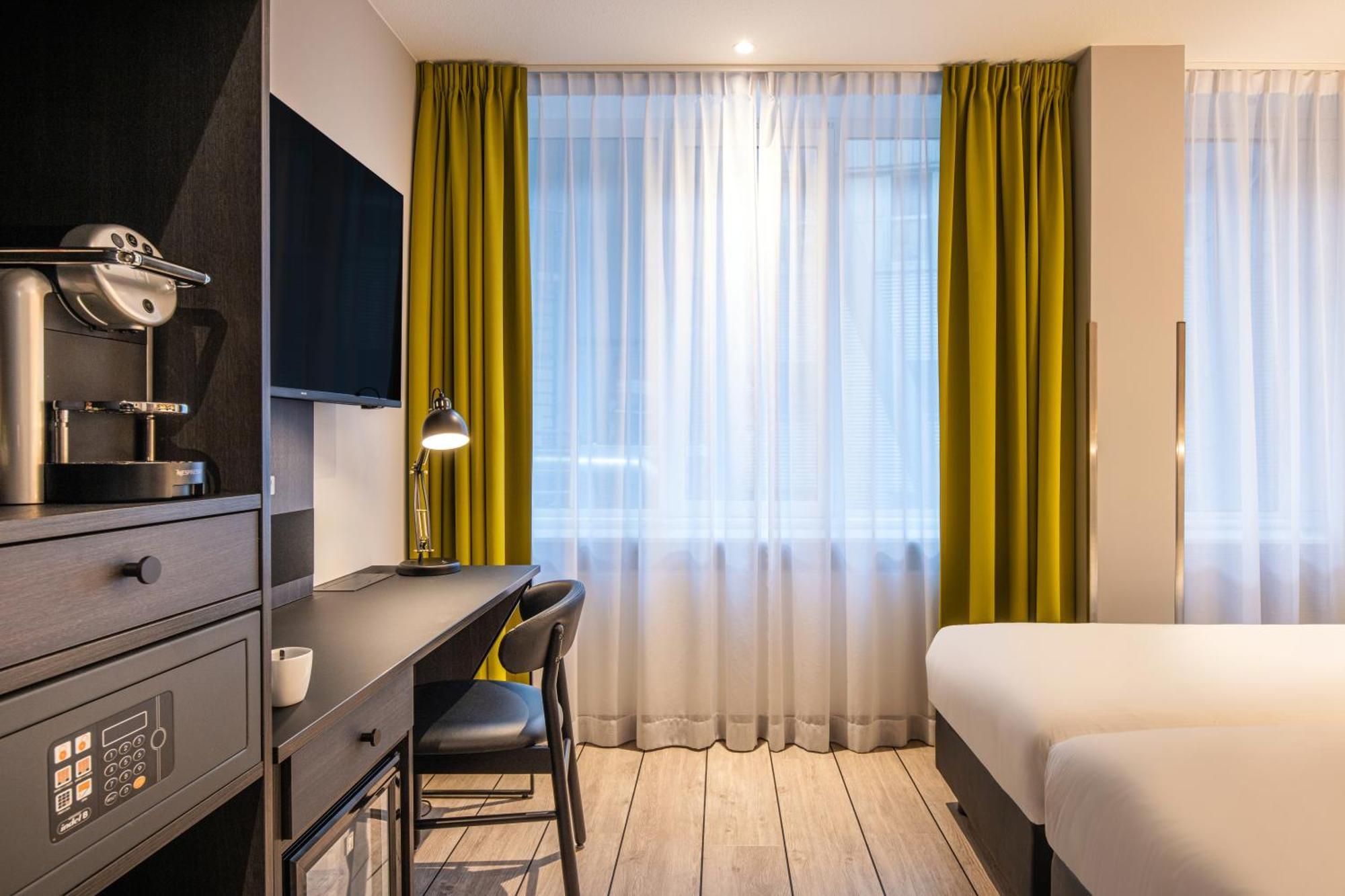 Thon Hotel Rotterdam City Centre Bagian luar foto