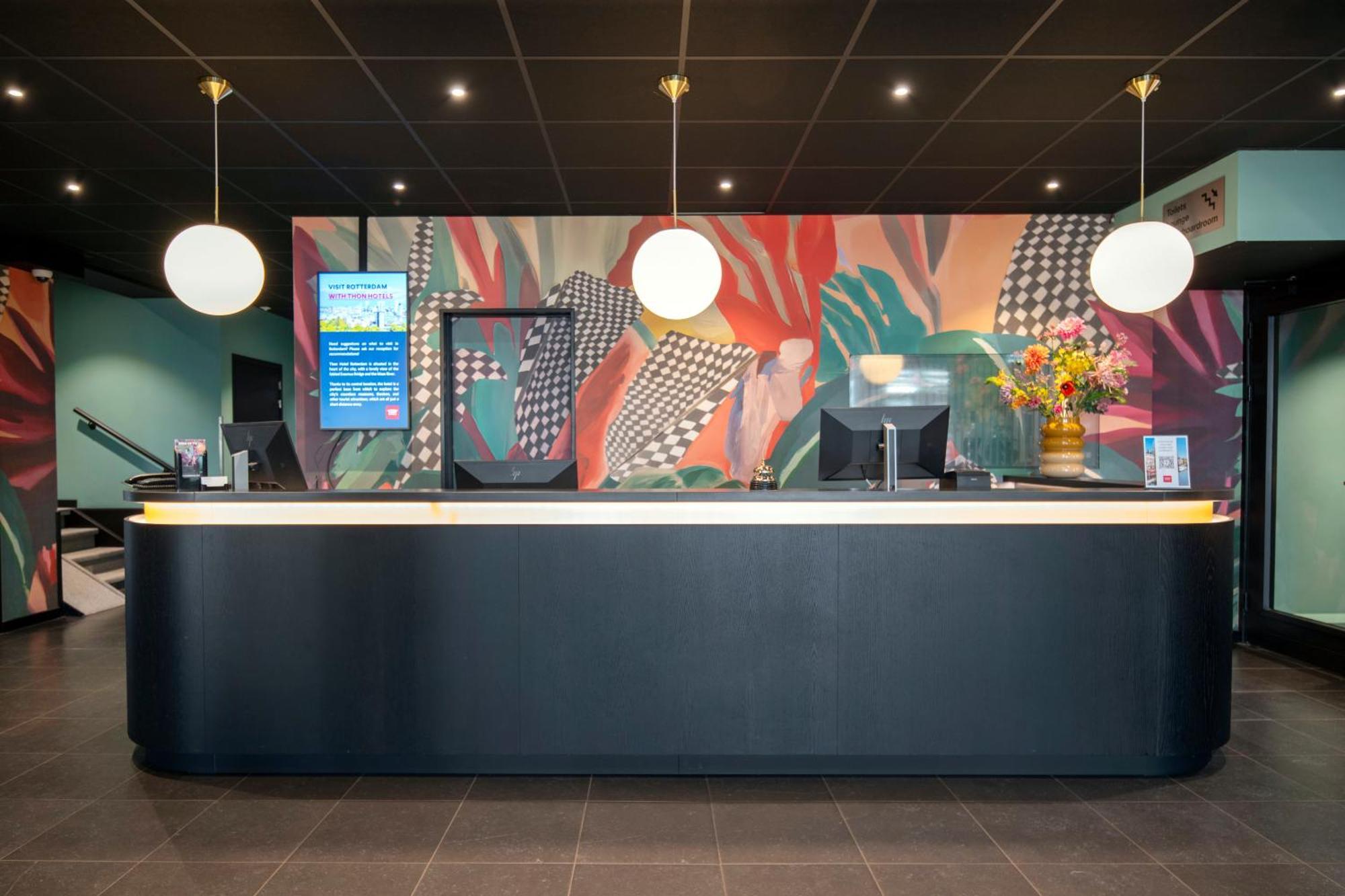 Thon Hotel Rotterdam City Centre Bagian luar foto