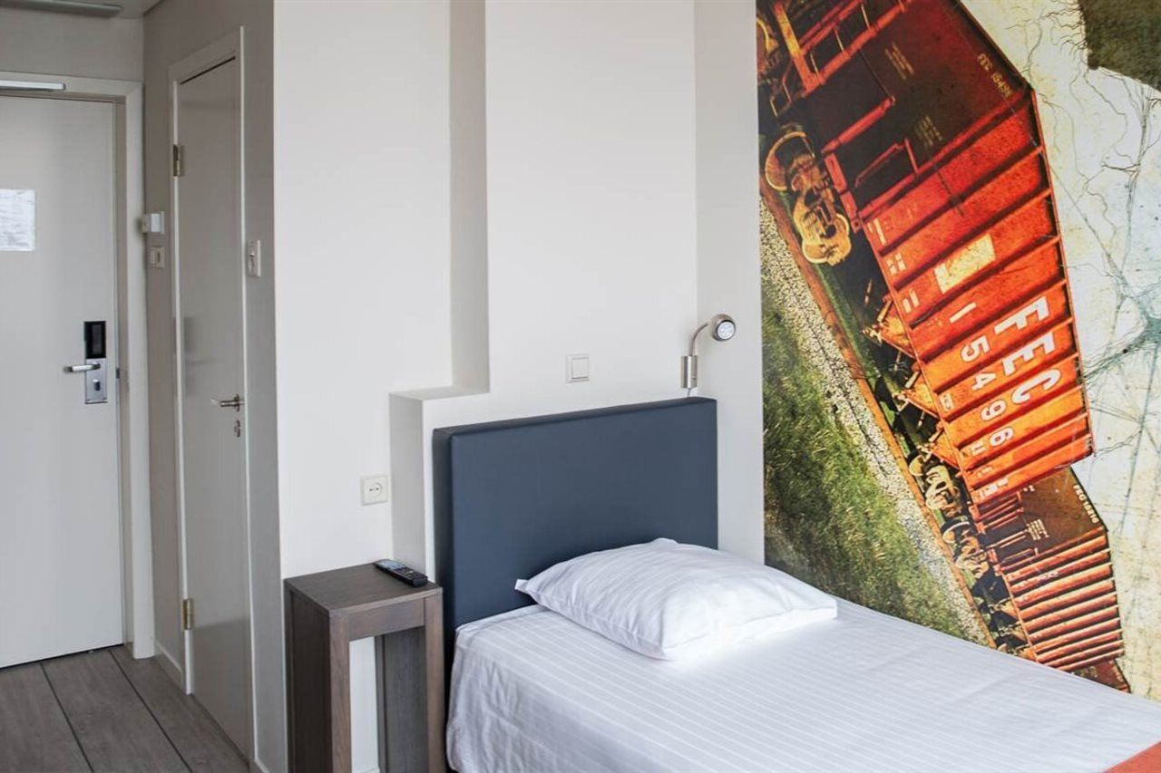 Thon Hotel Rotterdam City Centre Bagian luar foto